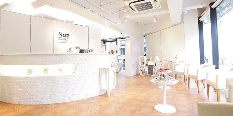 渋谷にある美容室・美容院「JEWIL（ジュイル）」の求人情報「ハイクオリティな技術と最新トレンドを生み出す渋谷の名店」